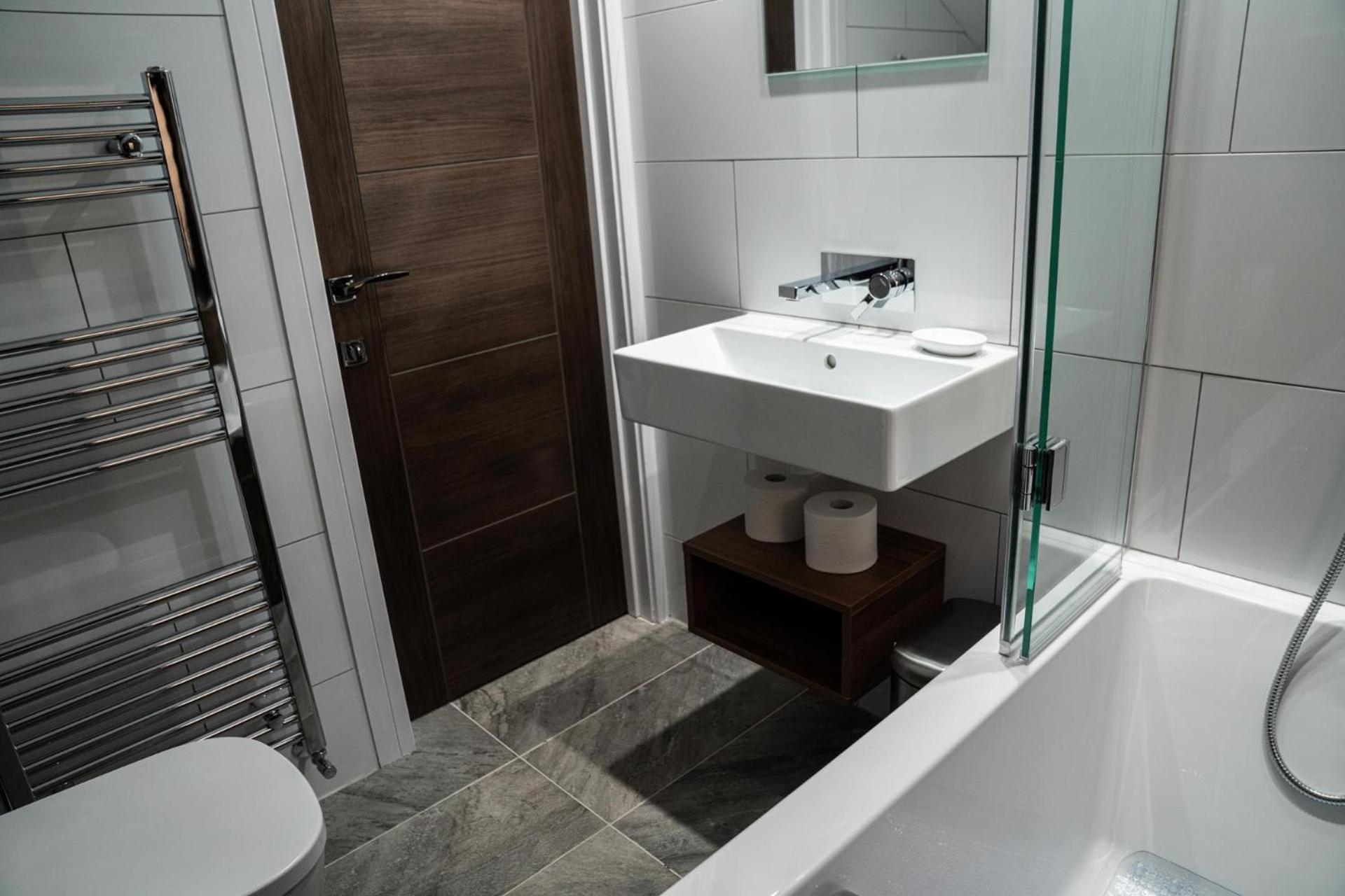 Chestnut Retreat A Stunning Annex Apartment Ossett Exteriör bild